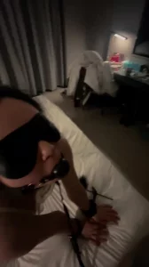 调教骚浪贱反差母狗后入